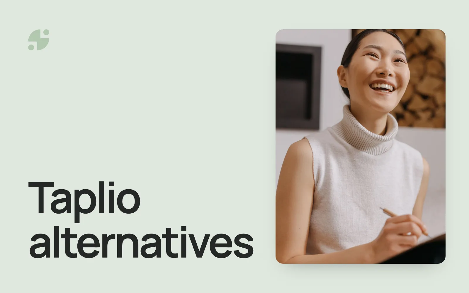 Taplio alternatives. A strategist laughing as she writes notes.